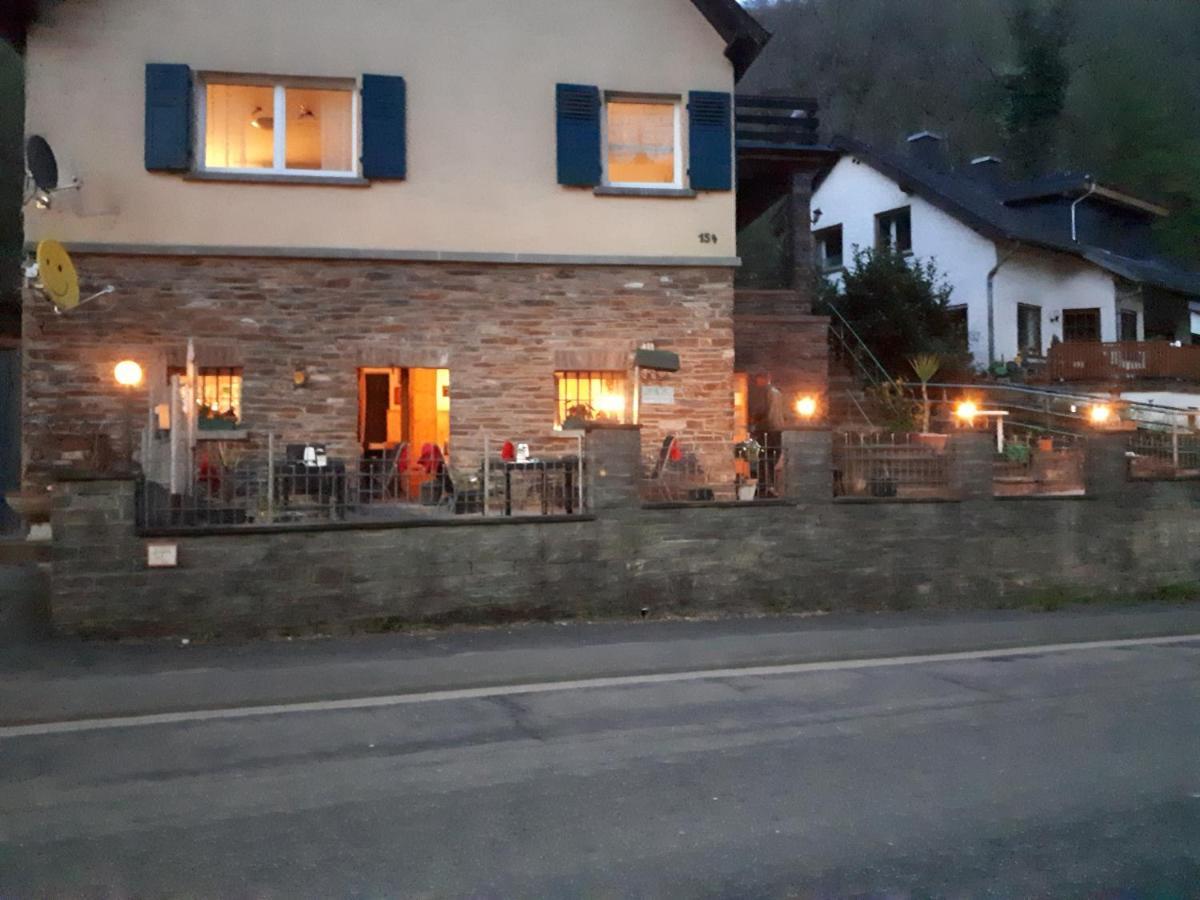 Haus Am Dekernbach Bed & Breakfast Cochem Exterior photo